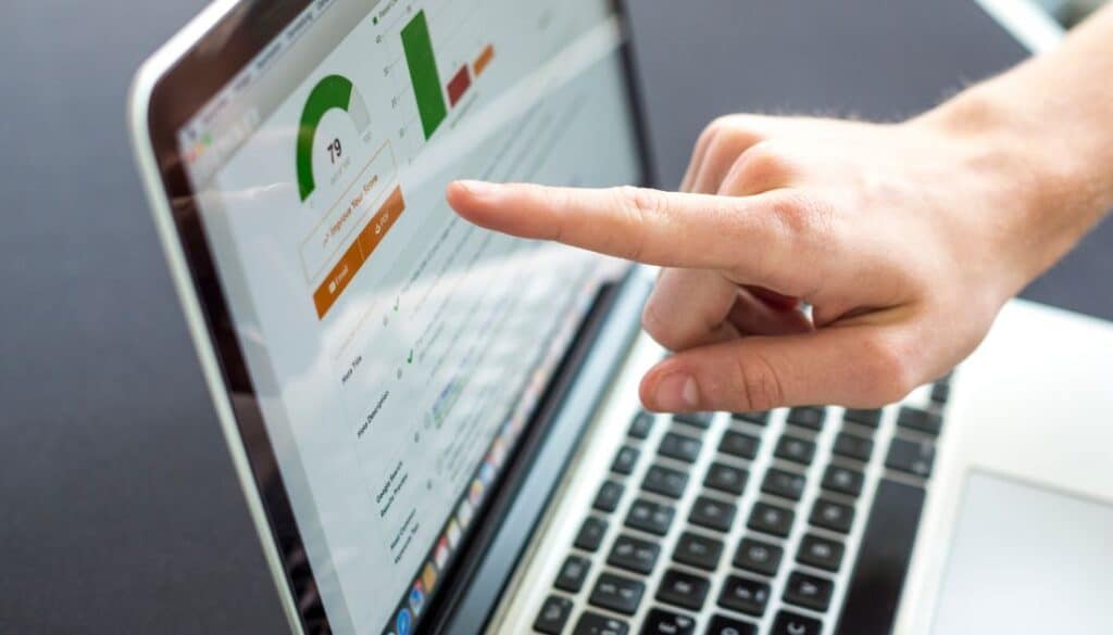 Cómo saber cuántas personas entran en una página web